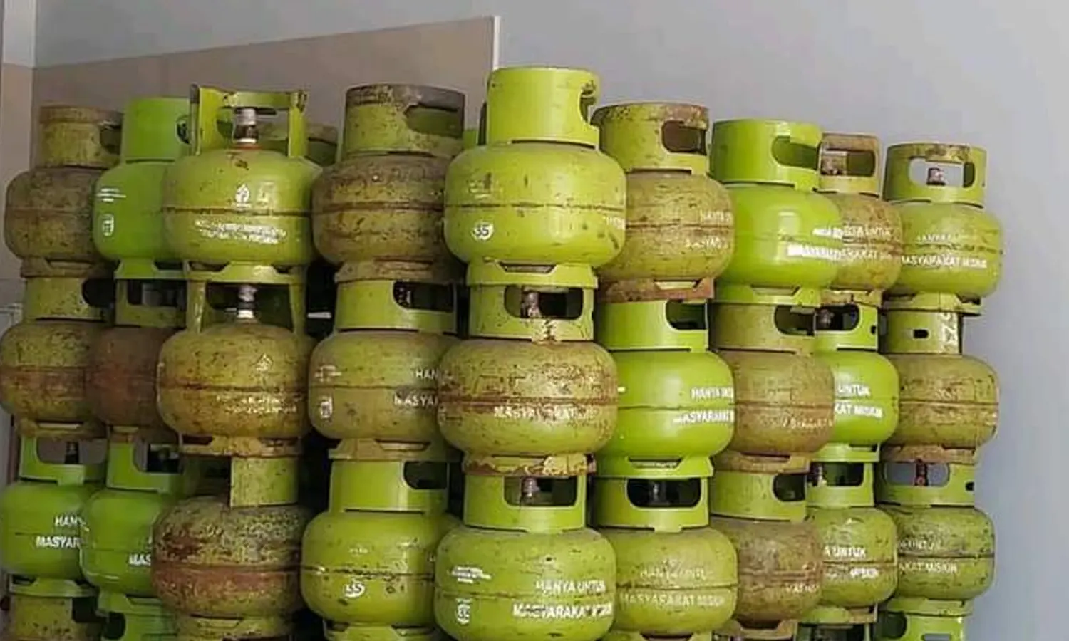 Toko Kelontong Tolak Tabung Gas Elpiji 3 Kg Dibatasi